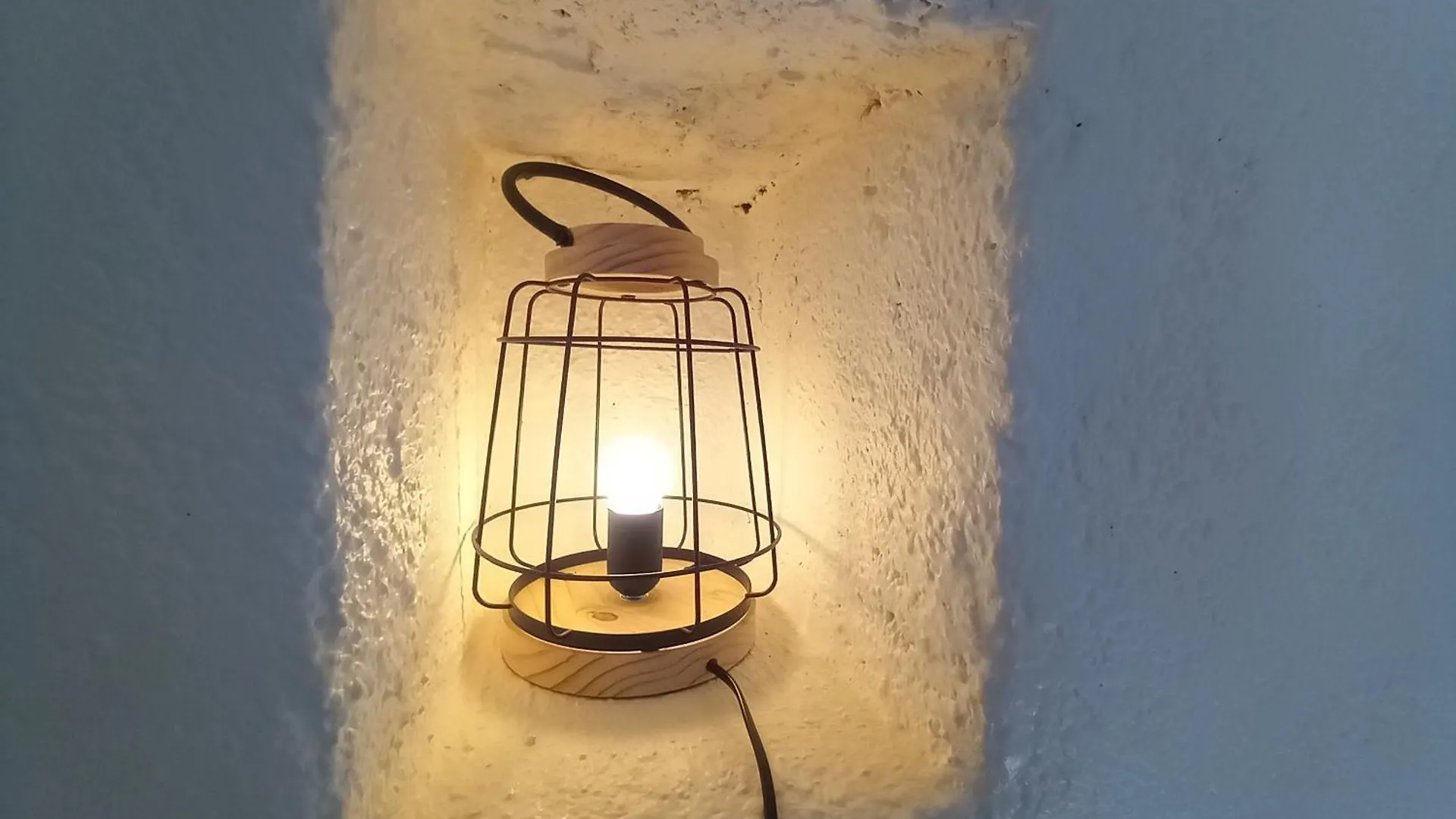 Hébergement de vacances Maison Medievale Avec Jardin Dans Charmant Village Vers